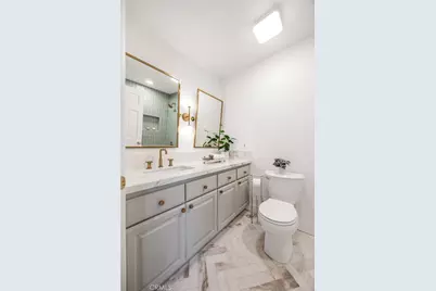 17292 Candleberry, Irvine, CA 92612 - Photo 11