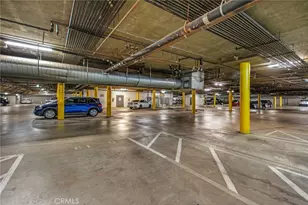 300 N El Molino Ave, Pasadena, CA 91101 - Photo 19