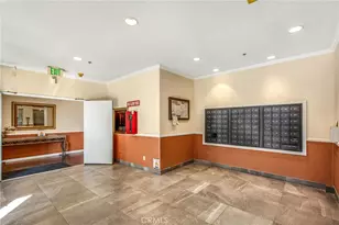 300 N El Molino Ave, Pasadena, CA 91101 - Photo 25