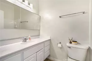 300 N El Molino Ave, Pasadena, CA 91101 - Photo 7