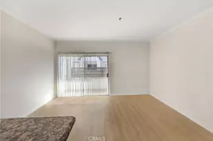 300 N El Molino Ave, Pasadena, CA 91101 - Photo 5