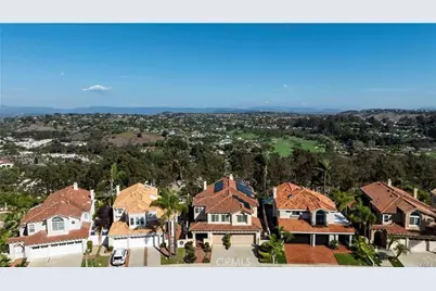 30462 Via Estoril, Laguna Niguel, CA 92677 - Photo 35