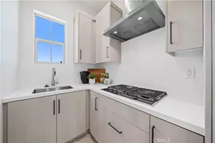 122 Mossvine, Irvine, CA 92618 - Photo 17