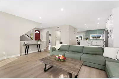 19502 Ranch Lane #112, Huntington Beach, CA 92648 - Photo 3