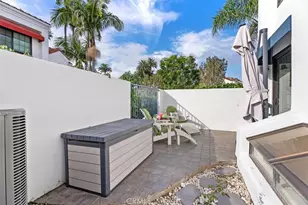 19502 Ranch Ln, Huntington Beach, CA 92648 - Photo 21