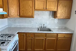 10341 Karmont, South Gate, CA 90280 - Photo 3