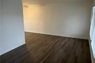 10341 Karmont, South Gate, CA 90280 - Photo 7