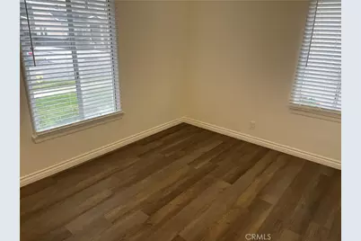 10341 Karmont, South Gate, CA 90280 - Photo 15