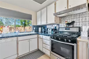 40472 Periwinkle Ct, Palm Desert, CA 92260 - Photo 7