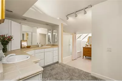 7 Whispering Wind, Irvine, CA 92614 - Photo 9