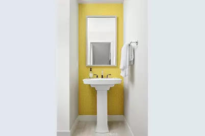 2211 W Orange, Anaheim, CA 92804 - Photo 5