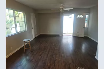 8237 Rosecrans, Paramount, CA 90723 - Photo 5