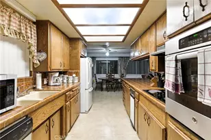 2924 Raccoon Dr, Mountain Mesa, CA 93240 - Photo 11