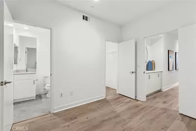 255 Elm, Long Beach, CA 90802 - Photo 11