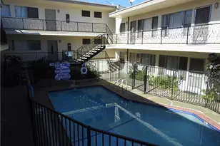 409 S Manhattan, Los Angeles, CA 90020 - Photo 9