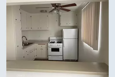 409 S Manhattan, Los Angeles, CA 90020 - Photo 13