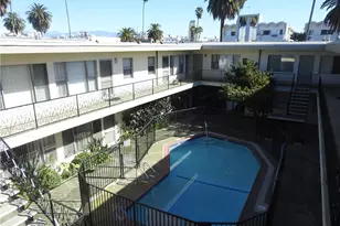 409 S Manhattan, Los Angeles, CA 90020 - Photo 7