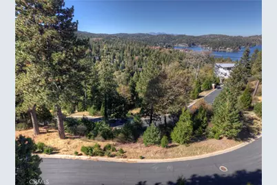 115 Mill Pond, Lake Arrowhead, CA 92352 - Photo 3