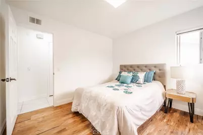 46 Echo Run #16, Irvine, CA 92614 - Photo 17