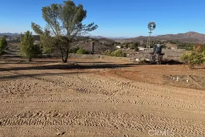 34900 Murrillo, Winchester, CA 92596 - Photo 9