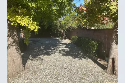 17734 Baltar Street, Reseda, CA 91335 - Photo 15