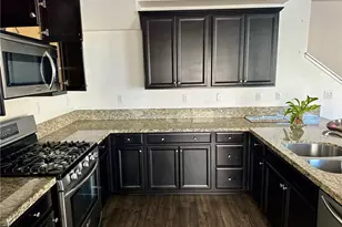 422 W Rte 66, Glendora, CA 91740 - Photo 5