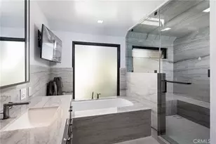660 Harbor Island Dr, Newport Beach, CA 92660 - Photo 23