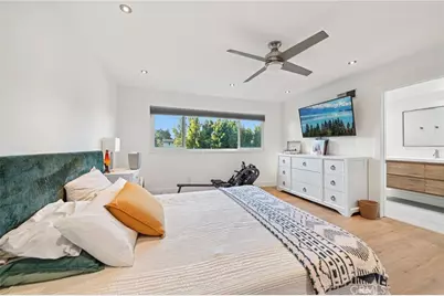 14641 Alder, Tustin, CA 92780 - Photo 37