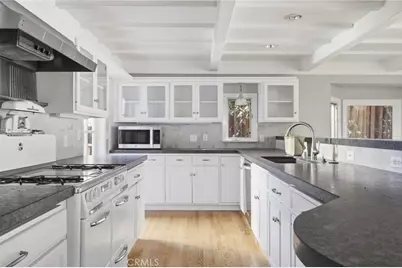 3320 Hill, San Diego, CA 92106 - Photo 17