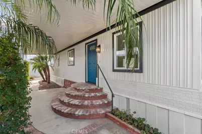 16222 Monterey Lane #379, Huntington Beach, CA 92649 - Photo 5