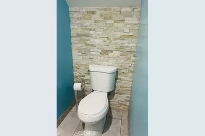 7304 Balboa Boulevard #C, Van Nuys, CA 91406 - Photo 9