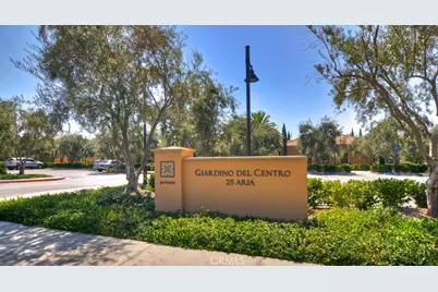 61 Lupari, Irvine, CA 92618 - Photo 37