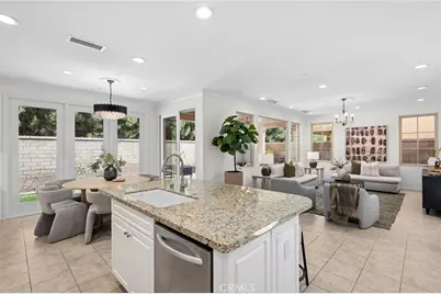 61 Lupari, Irvine, CA 92618 - Photo 5