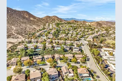 31955 Botany Court, Lake Elsinore, CA 92532 - Photo 7