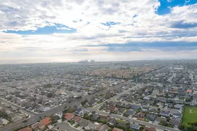 20942 Queens Park, Huntington Beach, CA 92646 - Photo 37