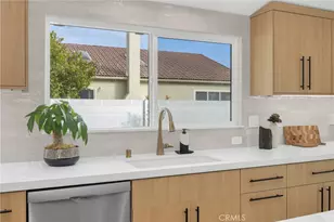 20942 Queens Park, Huntington Beach, CA 92646 - Photo 17