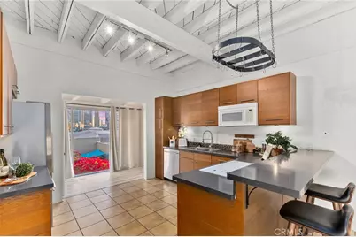 941 W Hawthorn #9, San Diego, CA 92101 - Photo 9