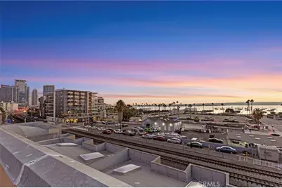 941 W Hawthorn #9, San Diego, CA 92101 - Photo 33