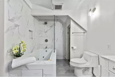 941 W Hawthorn #9, San Diego, CA 92101 - Photo 27