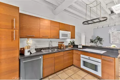 941 W Hawthorn #9, San Diego, CA 92101 - Photo 7