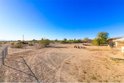 150752 Capistrano, Big River, CA 92242 - Photo 33