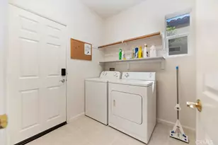 24185 Watercress Dr, Corona, CA 92883 - Photo 17