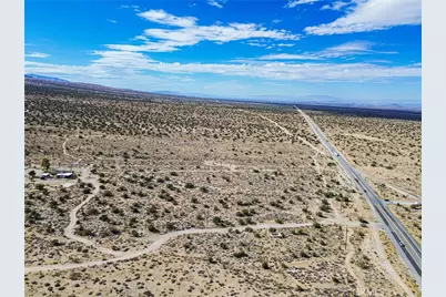 30002 263rd, Llano, CA 93544 - Photo 27