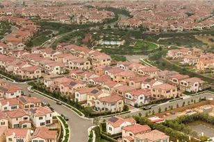 118 Glydon, Irvine, CA 92618 - Photo 17