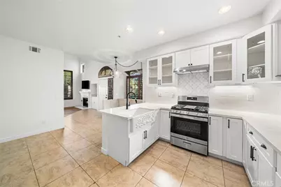 28 Tierra Montanosa, Rancho Santa Margarita, CA 92688 - Photo 5