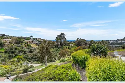 101 Mira Adelante, San Clemente, CA 92673 - Photo 3