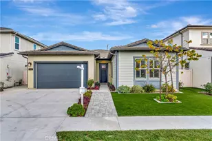 14432 Windfall Ln, Huntington Beach, CA 92647 - Photo 3