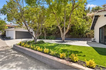 12284 Circula Panorama, Santa Ana, CA 92705 - Photo 5