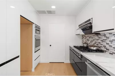 12284 Circula Panorama, Santa Ana, CA 92705 - Photo 17