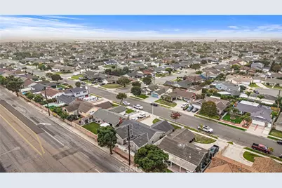 17612 Wrightwood Lane, Huntington Beach, CA 92649 - Photo 37